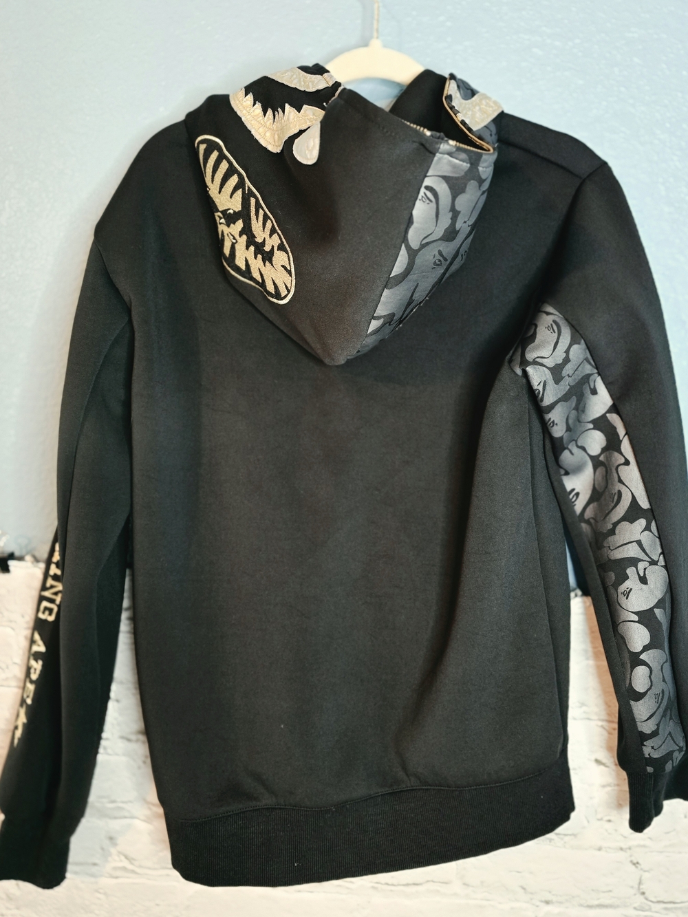 A Bathing Ape Black Full-Zip Hoodie Jacket Sz L - Picture 2 of 10